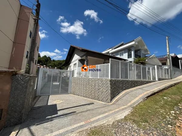 Casa de Alvenaria à Venda – Bairro Boehmerwald | São Bento do Sul/SC