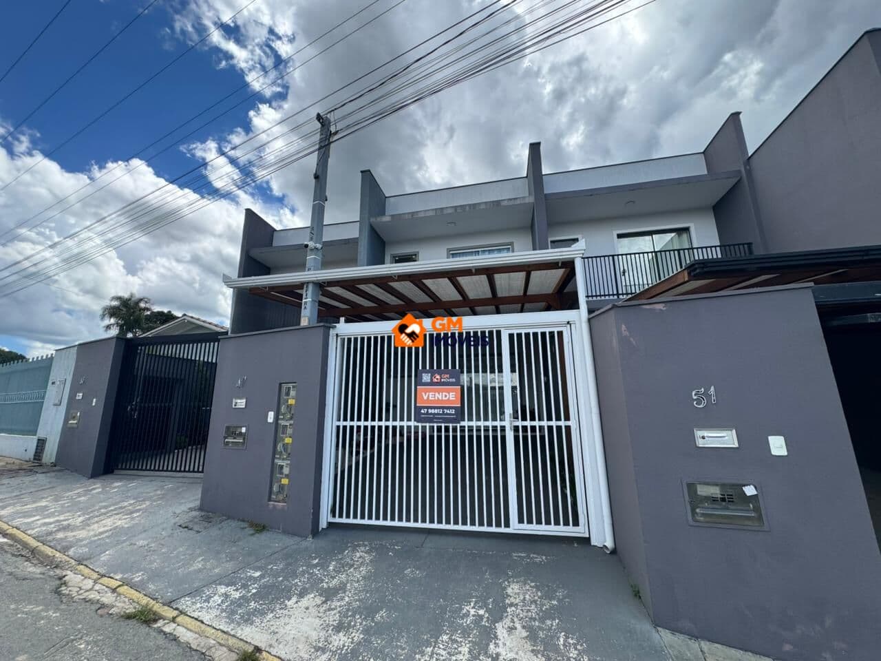 Lindo Sobrado à venda no bairro Oxford - São Bento do Sul