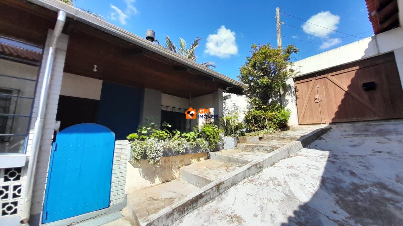 AMPLA CASA EM SERRA ALTA - SBS