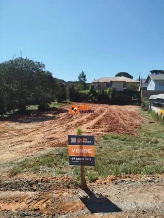 TERRENO NO MATO PRETO - SBS