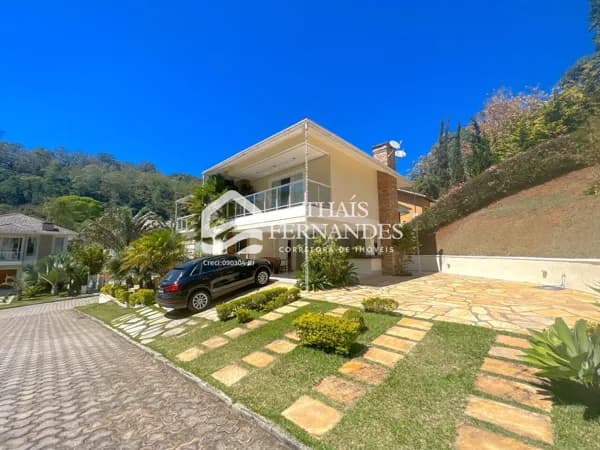 Casa de Condomínio em Teresópolis - Quebra Frascos