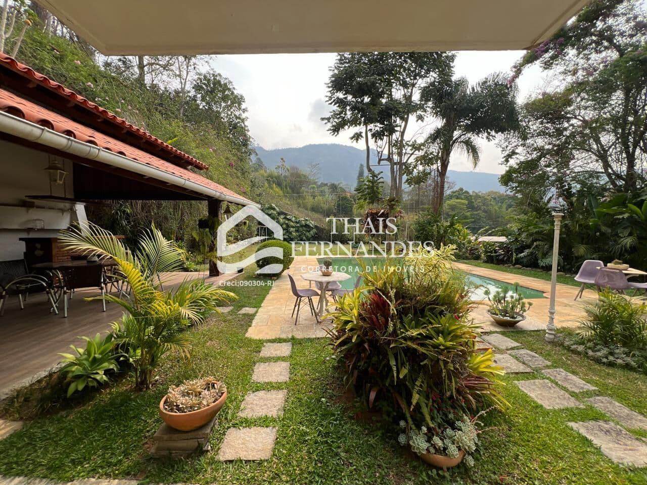Casa Duplex a venda em Teresópolis