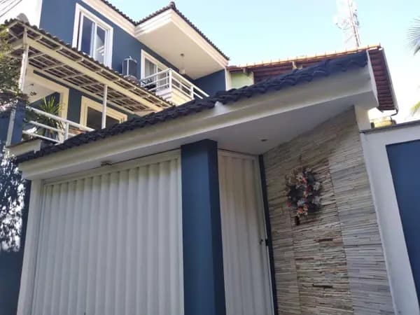 Casa à venda no bairro Vila Valqueire em Rio de Janeiro/RJ