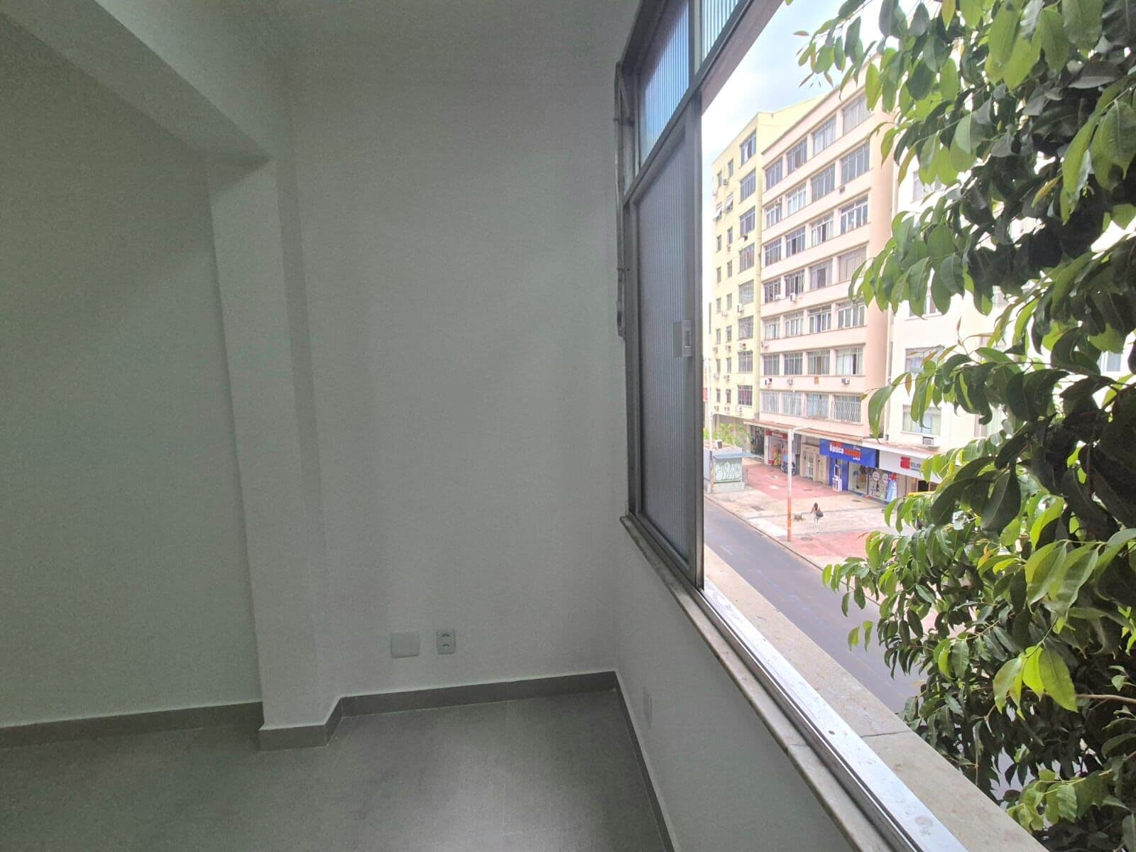 Conjugado Reformado com Vista Livre e sem vaga de garagem
