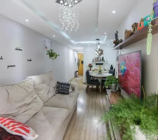 Apartamento de 3 quartos com varanda espaçosa