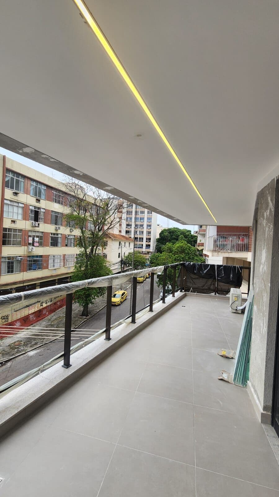 Apartamento de 2 qtos na Tijuca
