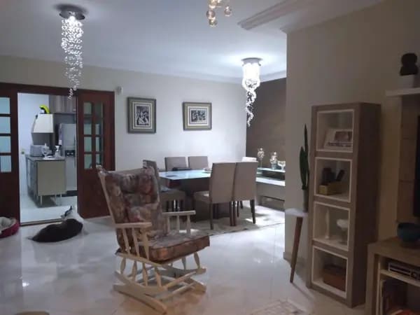 Casa à venda no bairro Vila Valqueire em Rio de Janeiro/RJ