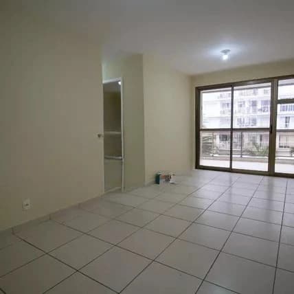 Apartamento à venda no bairro Recreio dos Bandeirantes em Rio de Janeiro/RJ