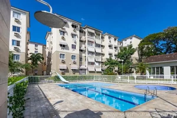 Villágio Praças Irajá de 3 quartos com suíte e lazer completo.