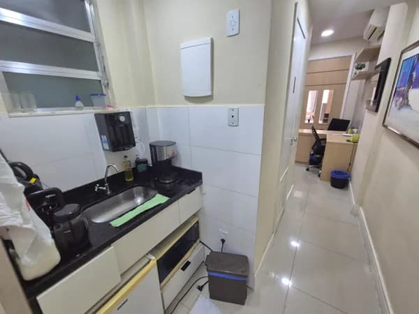 COPACABANA – CONJUGADÃO REFORMADO | 40m² | IDEAL PARA AIRBNB