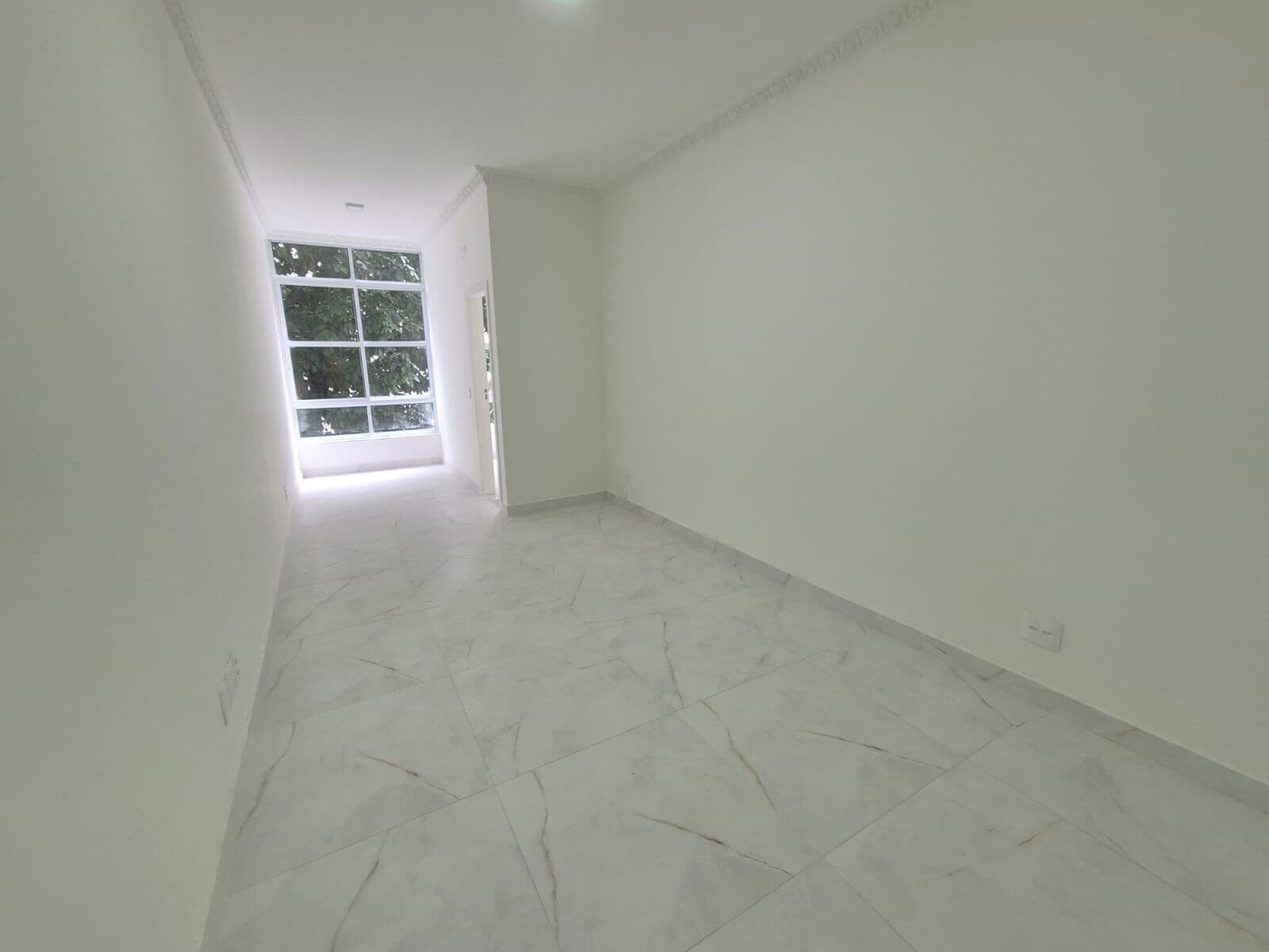 Apartamento Frente com Vista Livre e Suíte na Melhor Localização