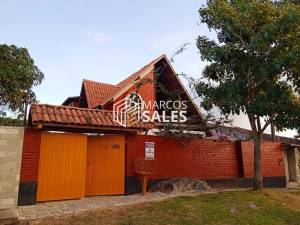 Casa - Estilo Chalé Europeu à Venda em Gravatá - PE