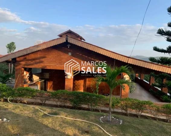 Excelente Casa à Venda em Condomínio em Gravatá - PE
