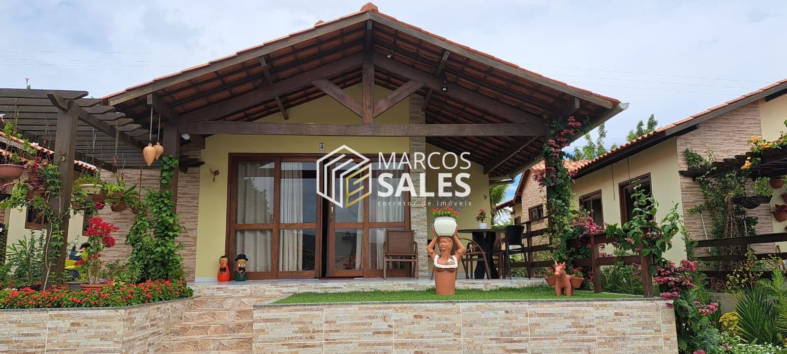 Casa à Venda em Condomínio em Gravatá - PE