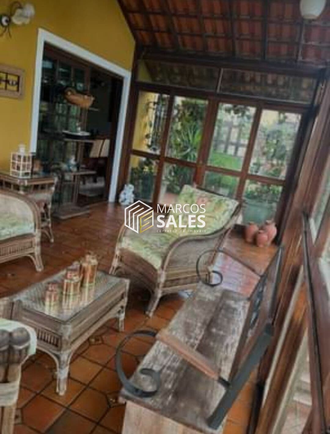 Casa de Alto Padrão à Venda em Gravatá - PE