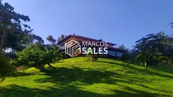 Luxuosa Casa de Alto Padrão à Venda em Gravatá - PE