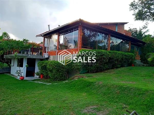 Casa Exclusiva à Venda em Condomínio de Alto Padrão – Gravatá, PE