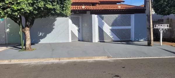 Casa Alto Padrão em Jardim Cangalha, Três Lagoas/MS