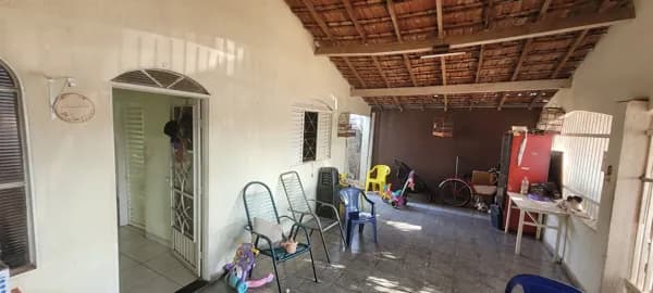 CASA PRÓXIMO A CLINICA DA CRIANÇA