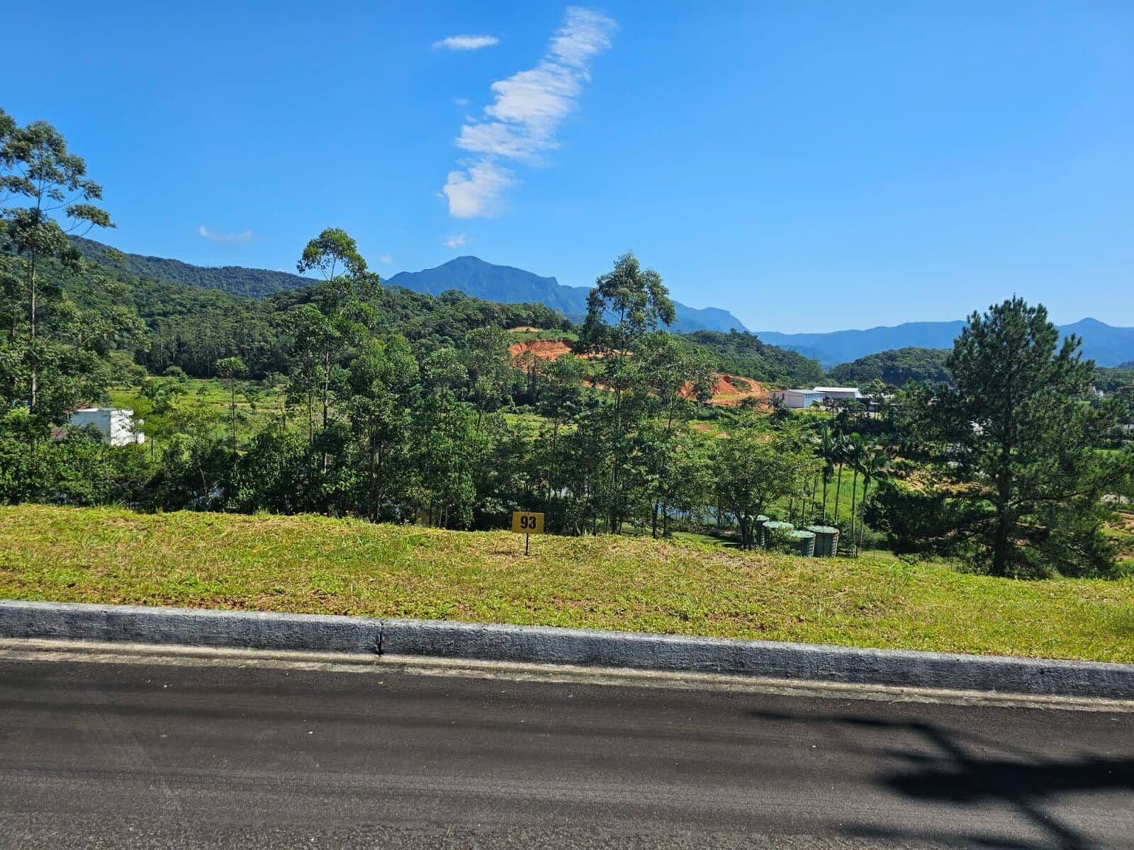 Terreno (128 - Duquesa)