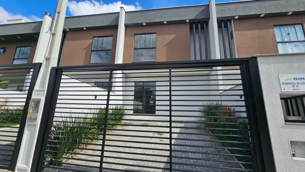 Casa Geminada 2 pisos (Un. 1)