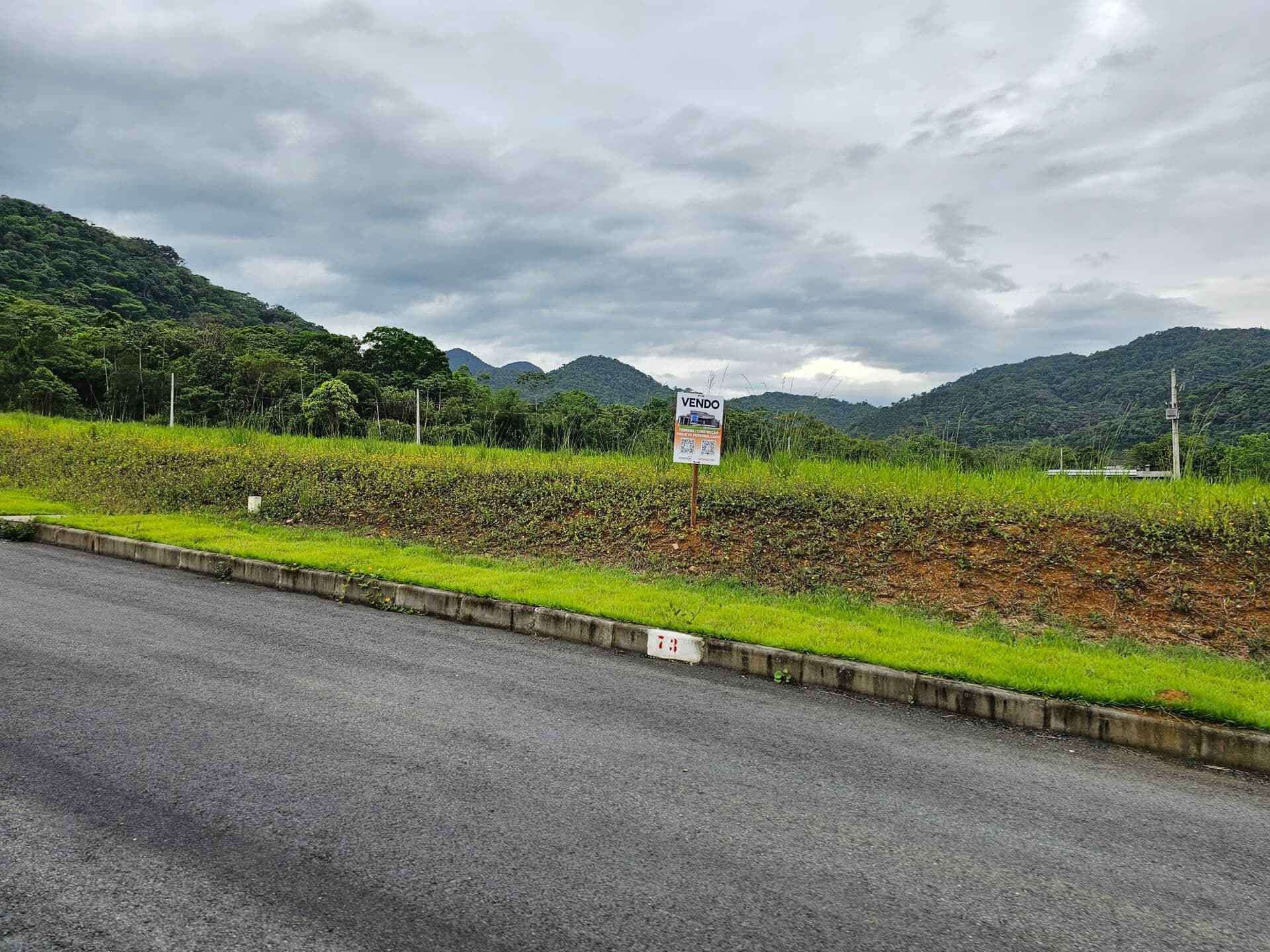 Terreno (33 - Victória)