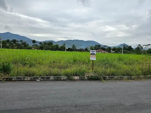 Terreno (07 - Victória)