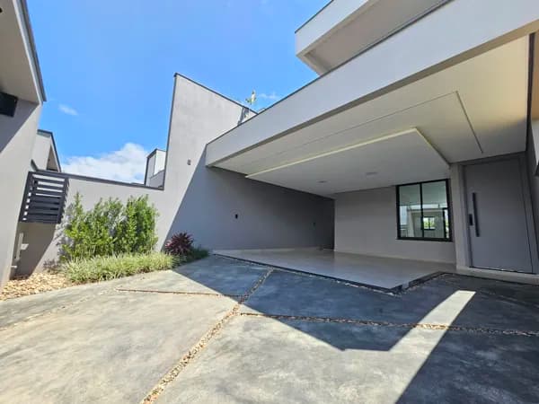 Casa alto padrão no Bairro Amizade/Três Rios do Norte