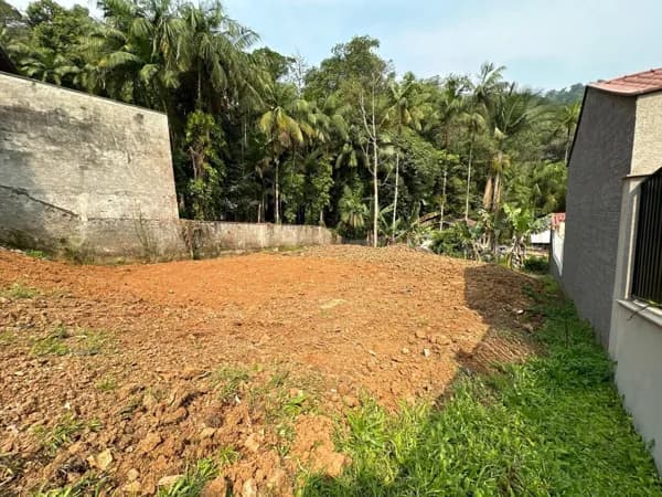 Terreno Residencial e Comercial