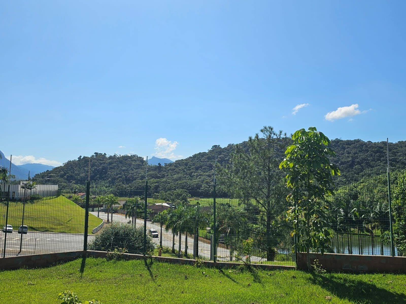Terreno (048 - Duquesa)