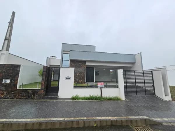 Casa Alto Padrão no bairro estrada nova disponível para venda!