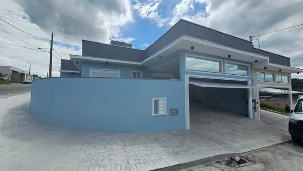 Casa Geminada alto padrão (Esquina)