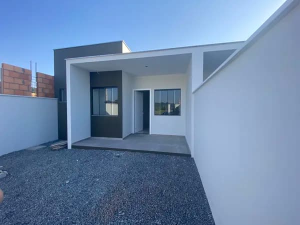 Casa à venda no bairro Beira Rio em Guaramirim/SC
