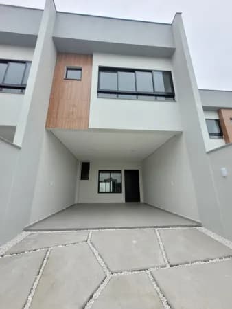 Casa Duplex Alto Padrão no bairro Czerniewicz