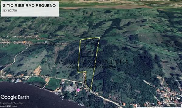 Fazenda/Sítios/Chácaras em Laguna - Ribeirão Pequeno