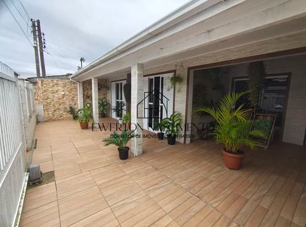 Casa em Laguna - Progresso