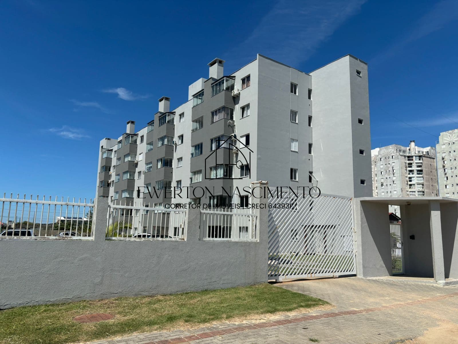 Apartamento em Laguna - Centro