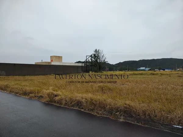 Lote/Terreno em Laguna - Praia Do Gi