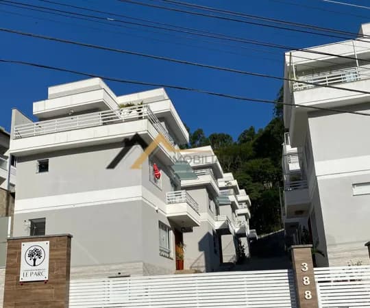 Sobrado em Nova Friburgo - Santa Elisa