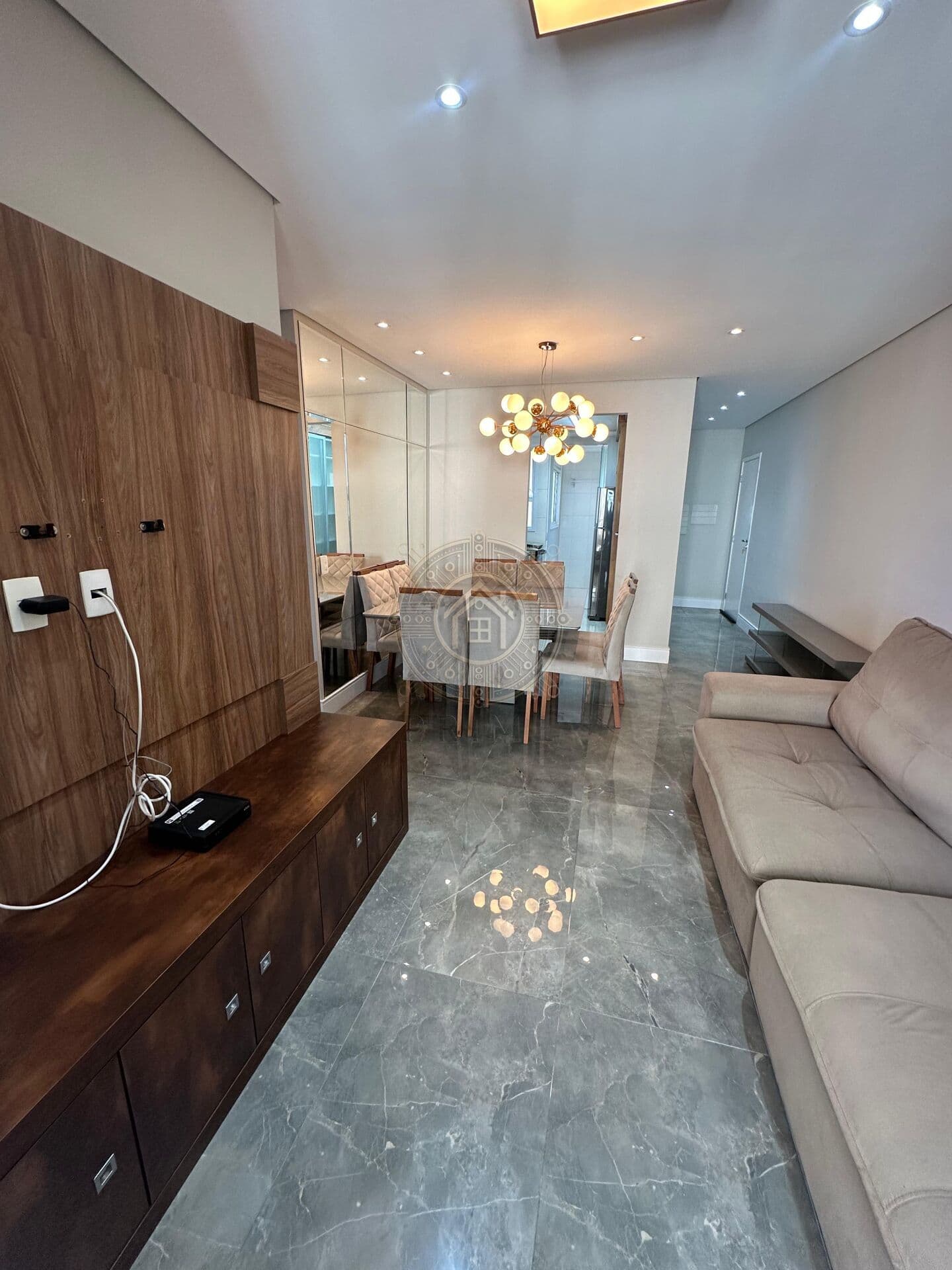 EXCELENTE APARTAMENTO MOBILIADO NO HANBURY COM 3 QUARTOS - 79m2 + DEPÓSITO NO SUBSOLO