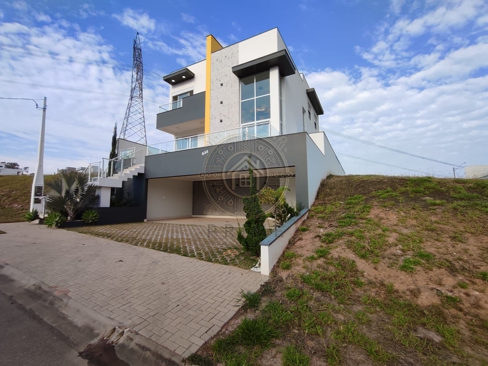 Casa a Venda em Condomínio Bella Vittá com 3 dormitórios