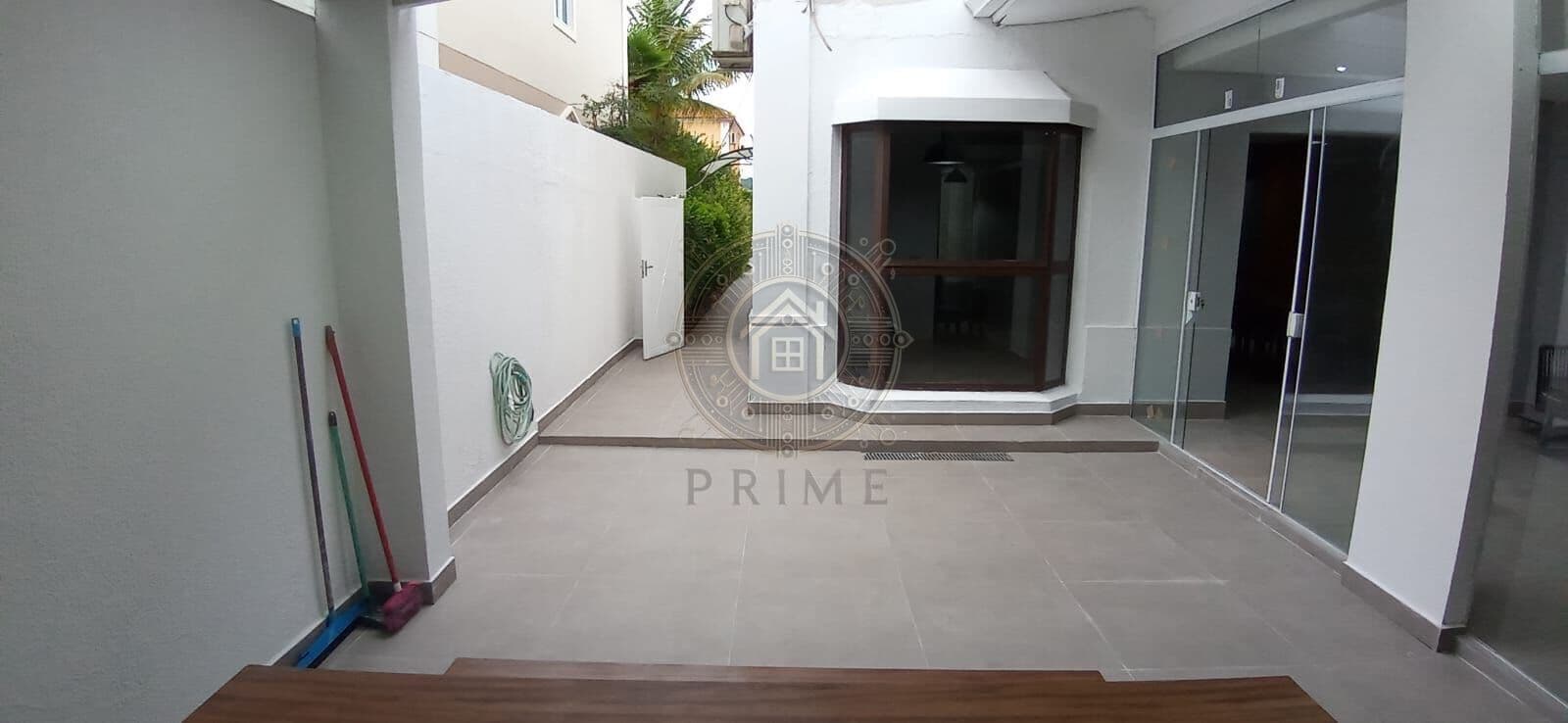 Casa Reformada e Mobiliada no Tamboré 4 | Barueri/SP