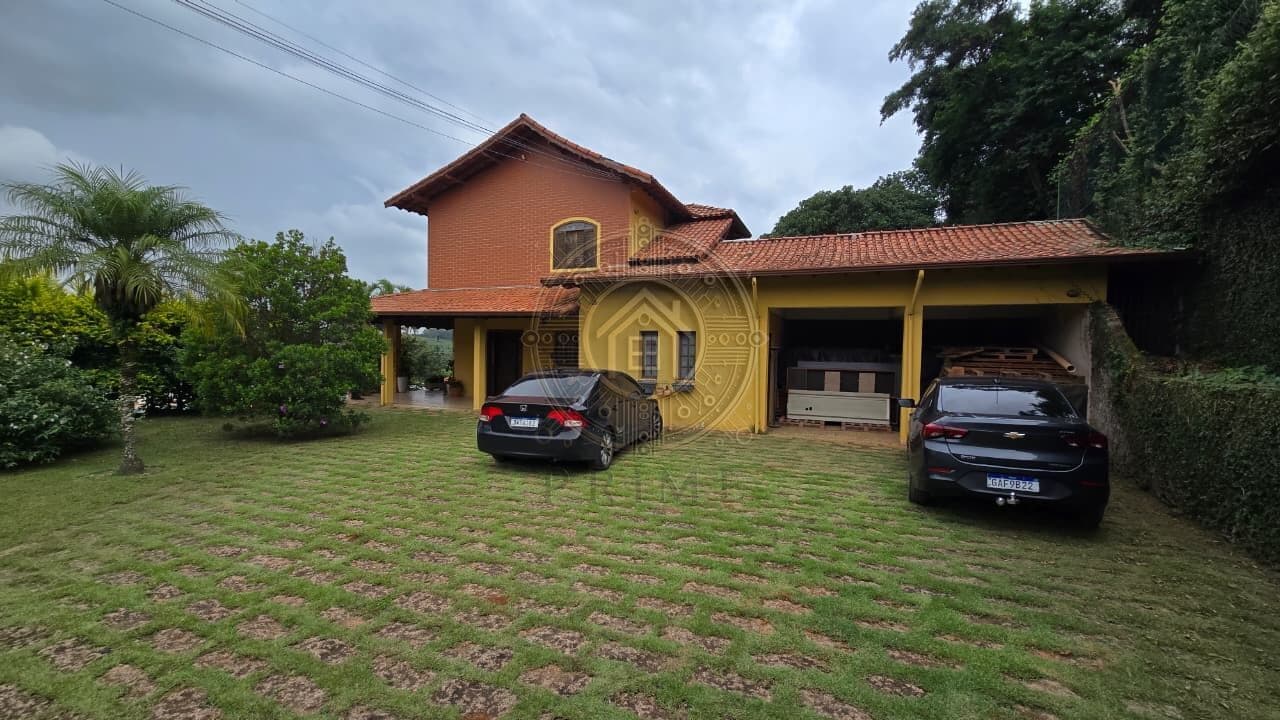 Casa Refúgio Urbano para venda e locação no Medeiros em Jundiaí