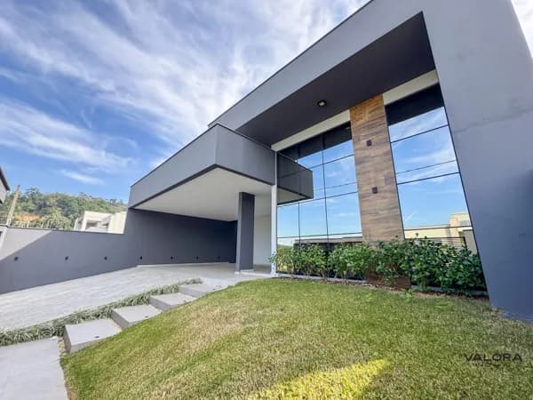 Casa Alto Padrão em Barra do Rio Cerro, Jaraguá do Sul/SC