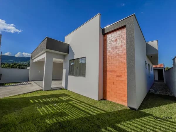 Casa à venda no Jaraguá 84, Jaraguá do Sul.