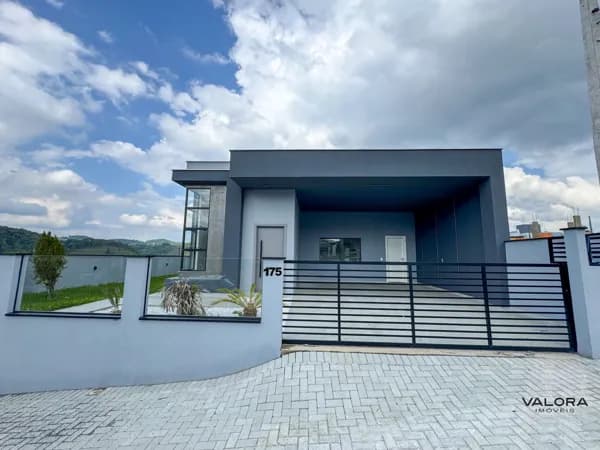 Casa Alto Padrão em Jaraguá 99, Jaraguá do Sul/SC