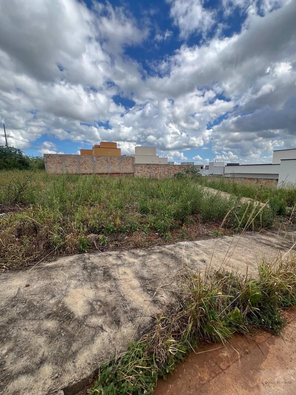 Lote em Afonso Queiroz – Excelente oportunidade!