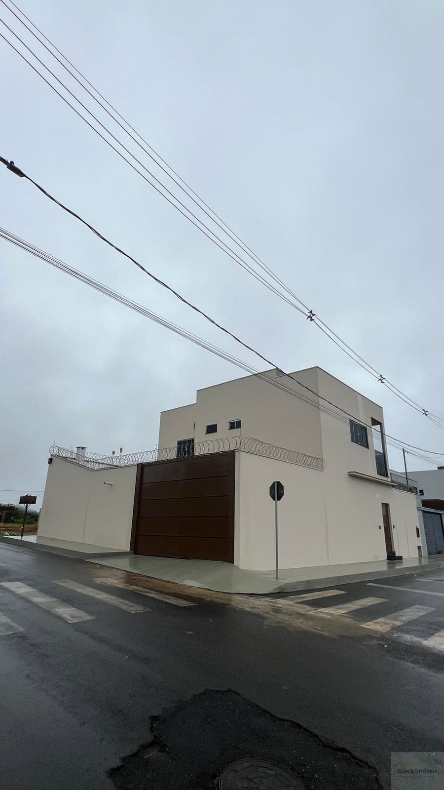 Centrão de Presidente Olegário – conforto, segurança e alto padrão!