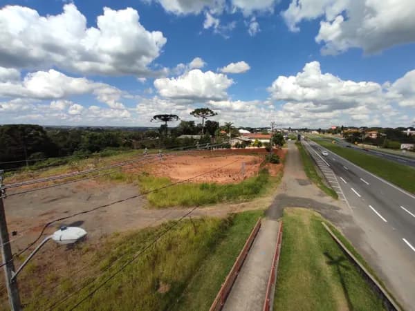 Área Comercial com frente para a BR-277 sentido Ponta Grossa