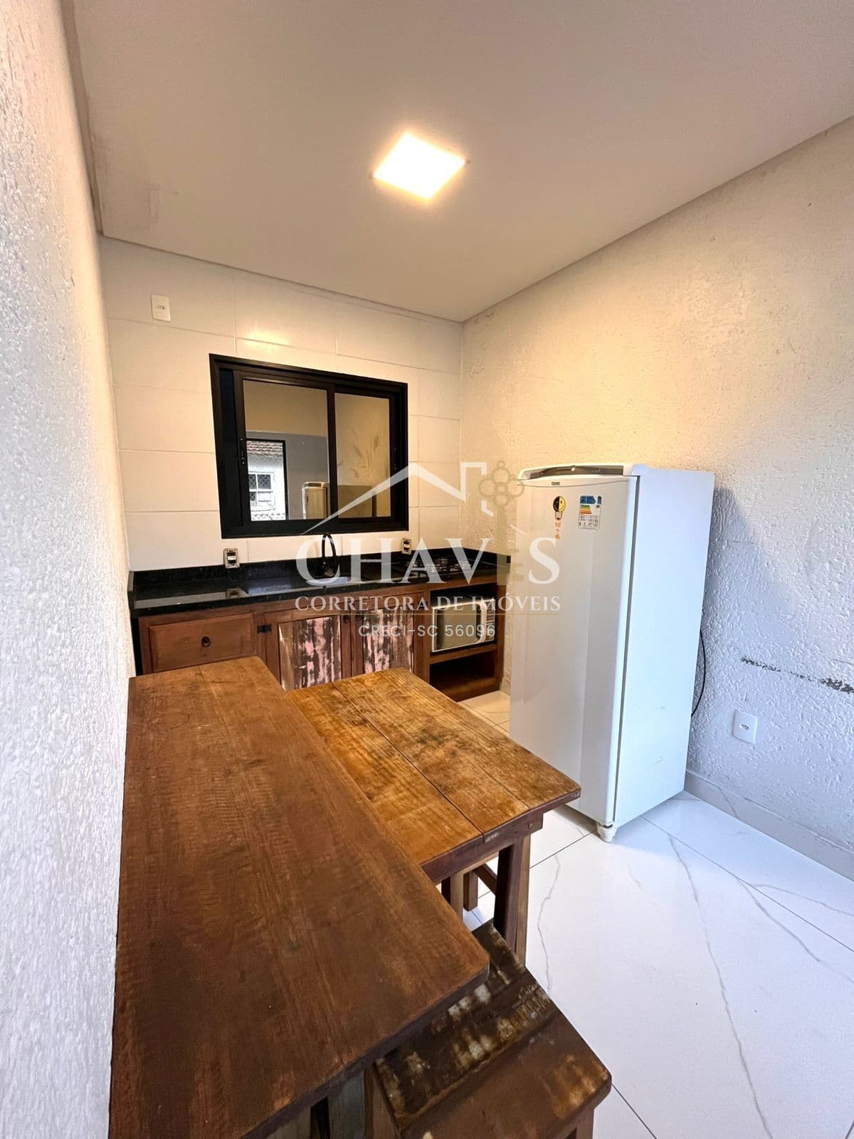 Apartamento no Centro da Pinheira com 2 quartos, semi mobiliado perto das melhores praias de Palhoça - SC
